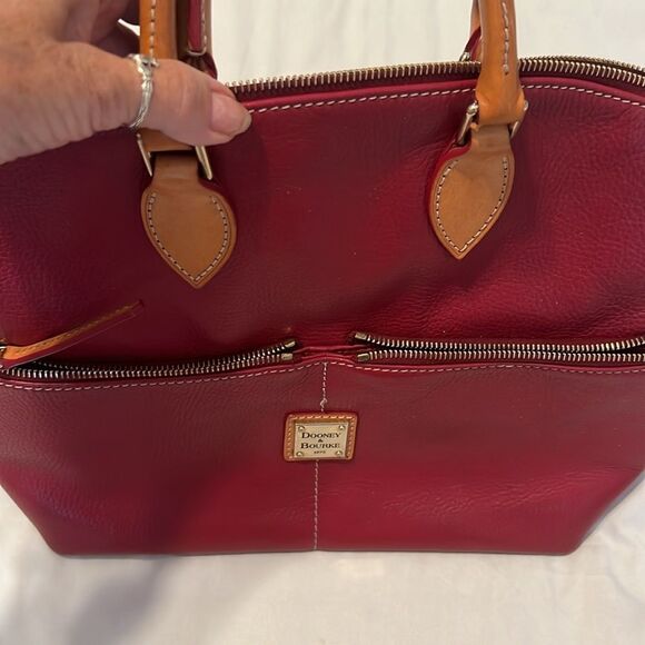 Dooney & Bourke Redish Leather Satchel with Tan Straps and Zipper Pulls EUC - Picture 1 of 17